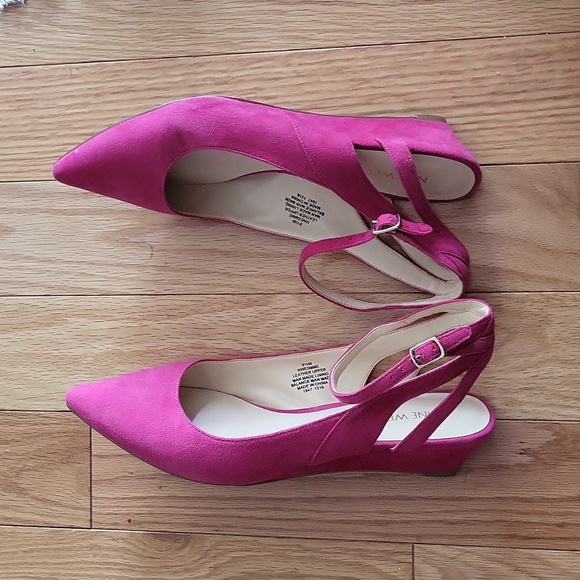 Nine West Barbie Pink Wedge Size 9 1/2 - Picture 2 of 4